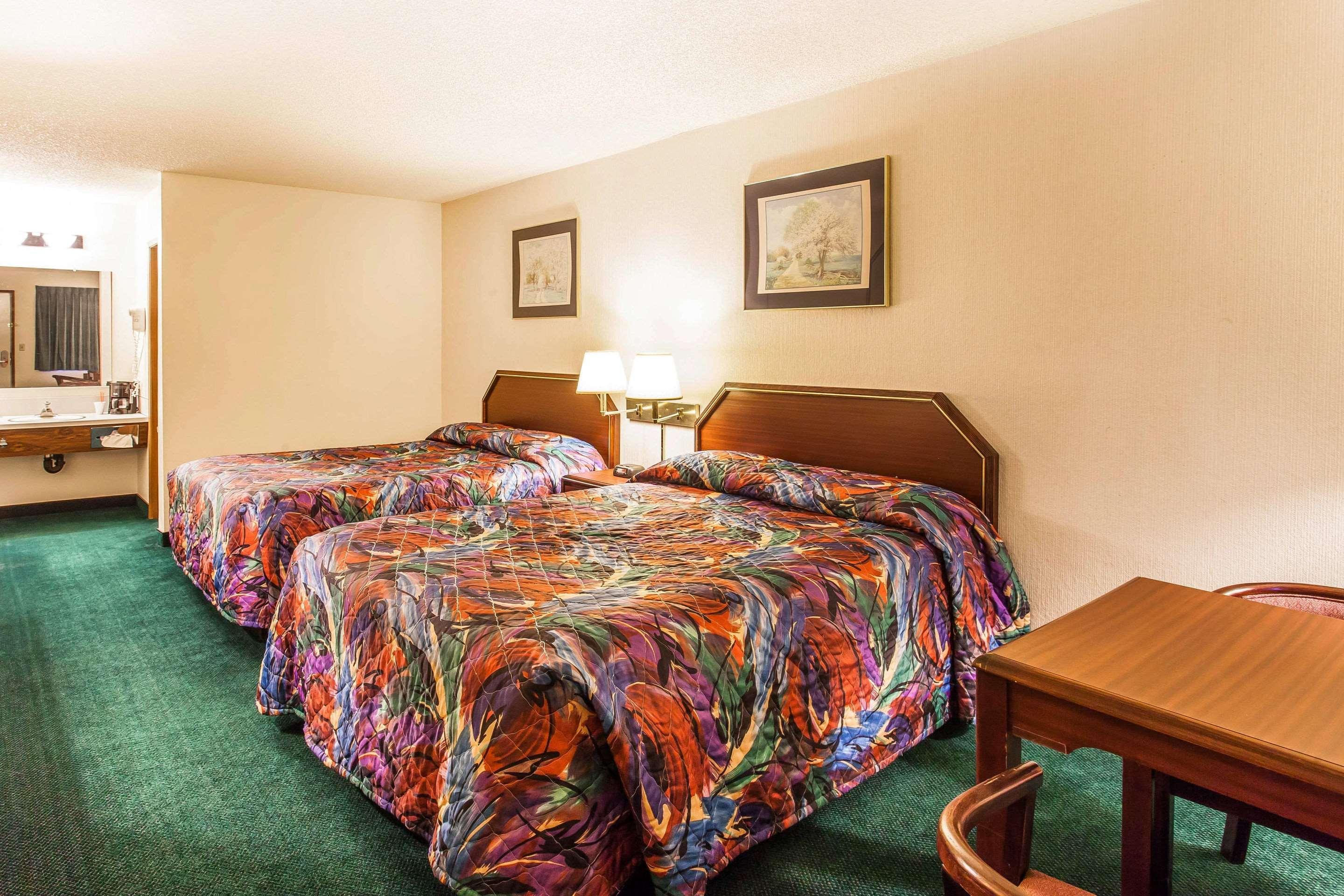 Econolodge Everett Eksteriør bilde