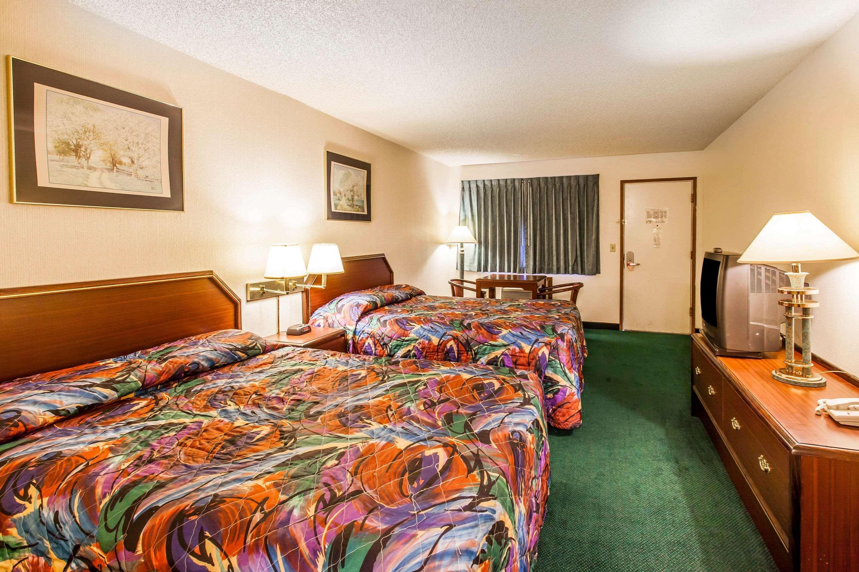 Econolodge Everett Eksteriør bilde